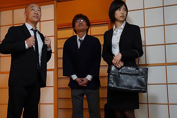 【OL☆痴女】締まり抜群名器に俺の肉棒ドクドクお互いの舌を貪るようにして激しくキスをして最高に気持ち良い状況のままいっちゃう美巨乳ＯＬ