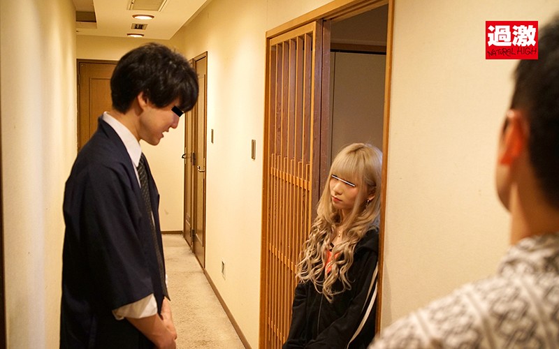 《フェラ》うぉぉ！超エロいんすけどぉーｗ素人生意気なギャルを黙らせるイラマチオレイプ!!いっくぅーん！