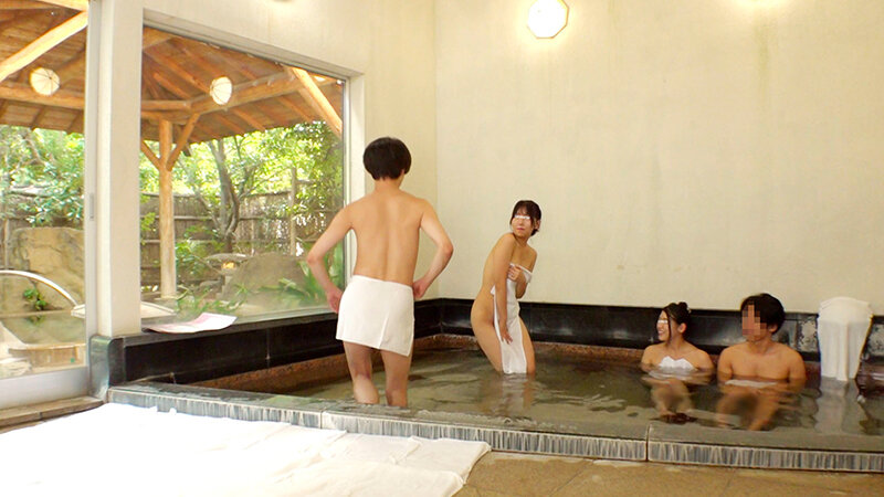 可愛い奥さまはとっても痴女で大興奮！そのスレンダー美乳バディに思いっきりピスする相席混浴スワッピング企画ｗ