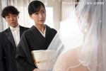 肉棒を馬乗りになりながら犯されセックスしちゃう淫乱な義母★このチンチン生で入れて中出ししちゃっていい…？